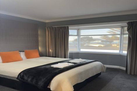 Photo of property in 351 Marine Parade, Napier South, Napier, 4110