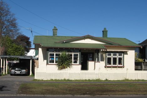 Photo of property in 16 Coates Street, Hamilton East, Hamilton, 3216