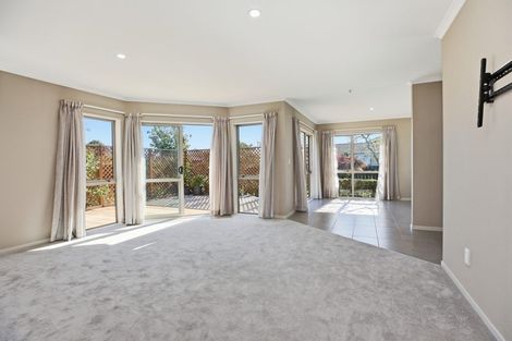 Photo of property in 2 Edward Bullen Place, Thames, 3500