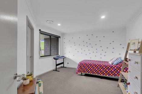 Photo of property in 14 Oakridge Place, Morrinsville, 3375