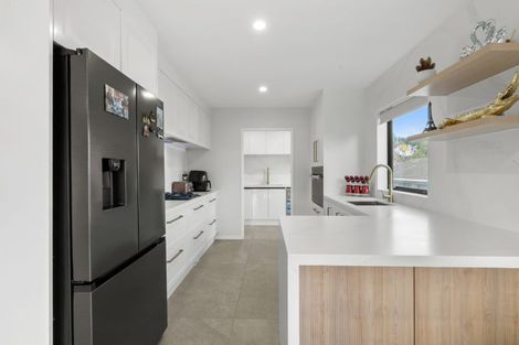 Photo of property in 15 Tomlinson Street, Hillpark, Auckland, 2102
