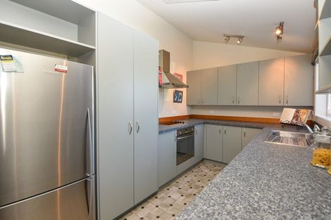 Photo of property in 60 Kuratawhiti Street, Greytown, 5712