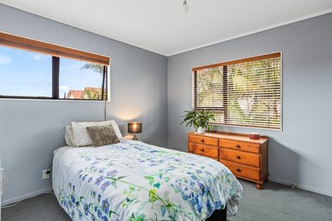 Photo of property in 2/25 Nukumea, Orewa, 0931