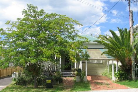 Photo of property in 2/12 Roslyn Terrace, Devonport, Auckland, 0624