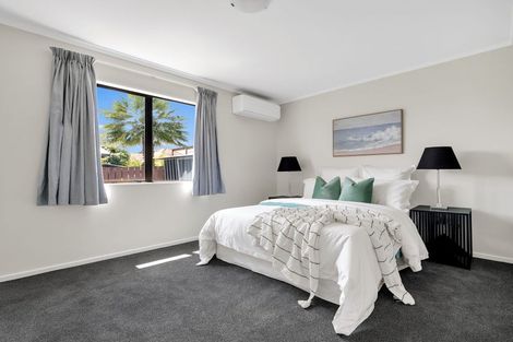 Photo of property in 2/9 Porchester Road, Papakura, 2110
