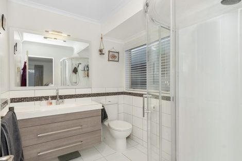 Photo of property in 126 Santa Monica Drive, Papamoa Beach, Papamoa, 3118