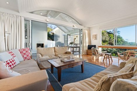 Photo of property in 350 Mcauslin Road, Whananaki, Hikurangi, 0181