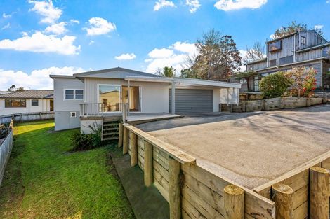 Photo of property in 56 D'oyly Drive, Stanmore Bay, Whangaparaoa, 0932