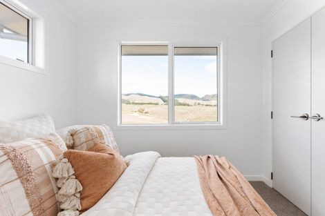 Photo of property in 21 Kohekohe Drive, Owhata, Rotorua, 3010