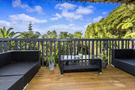 Photo of property in 2/813 East Coast Road, Northcross, Auckland, 0630