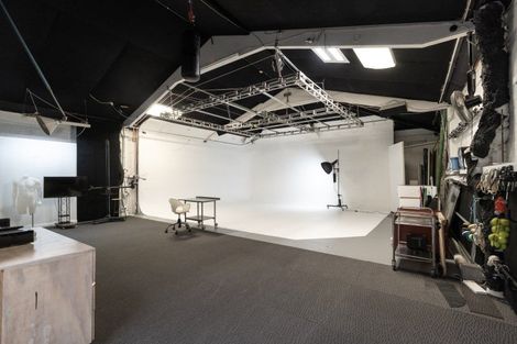 Photo of property in 10 Oxford Terrace, Mount Cook, Wellington, 6021