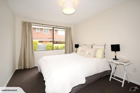 Photo of property in 24 Solway Avenue, Ilam, Christchurch, 8041