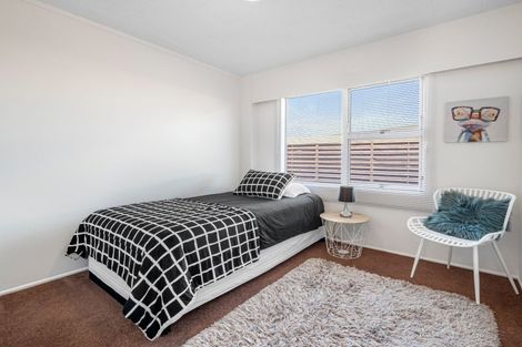 Photo of property in 1/18 Gobray Crescent, Mount Maunganui, 3116
