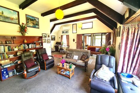 Photo of property in 6 Egmont Place, Bishopdale, Christchurch, 8051