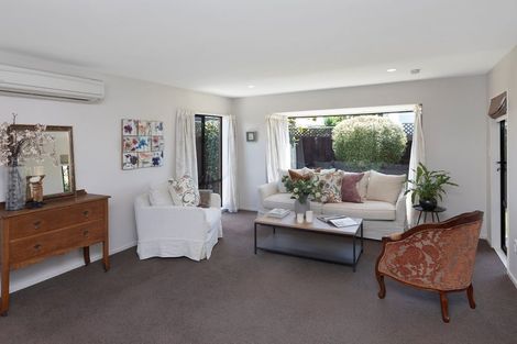 Photo of property in 16 Coniston Avenue, Ilam, Christchurch, 8041