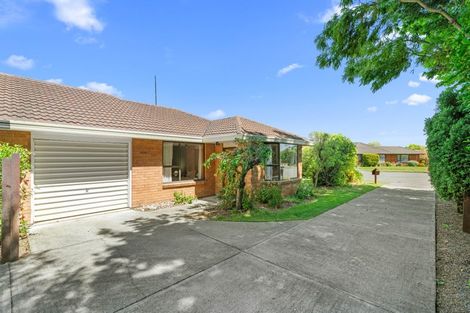 Photo of property in 15 Topaz Place, Bishopdale, Christchurch, 8053