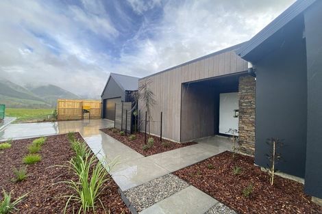 Photo of property in 5 Hill Tops Way, Stoke, 7011