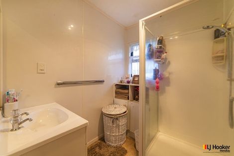 Photo of property in 1a Kowhai Street, Tuakau, 2121