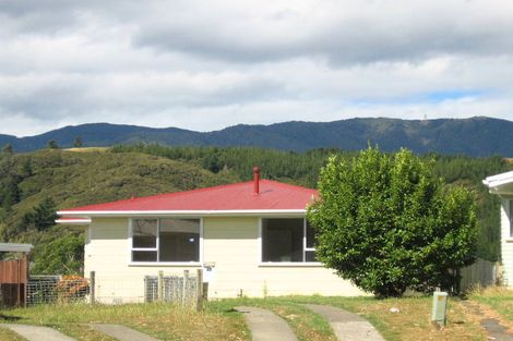 Photo of property in 47 Speargrass Grove, Timberlea, Upper Hutt, 5018
