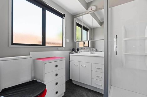Photo of property in 3 Kentia Avenue, Mount Maunganui, 3116