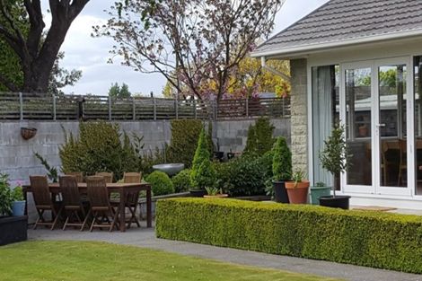 Photo of property in 9 Bullock Place, Ilam, Christchurch, 8041