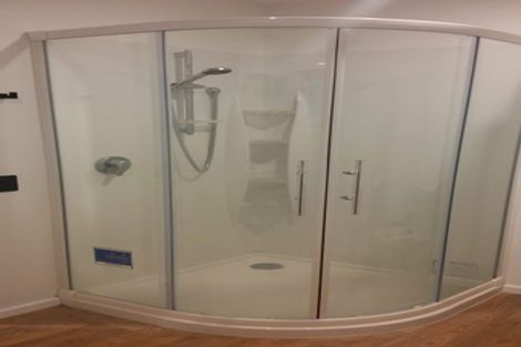 Photo of property in 104b Glanmire Road, Newlands, Wellington, 6037