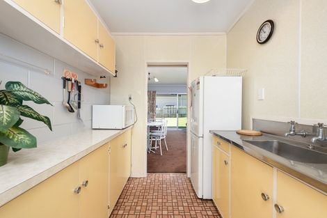 Photo of property in 40 Maunganui Road, Mount Maunganui, 3116