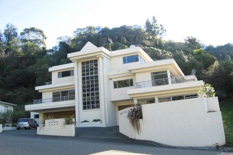 Photo of property in 2/48 Coote Road, Bluff Hill, Napier, 4110