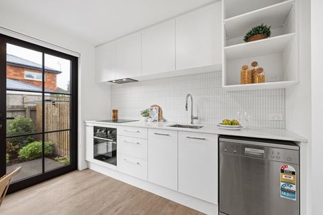 Photo of property in 1/35 Eversleigh Street, St Albans, Christchurch, 8014