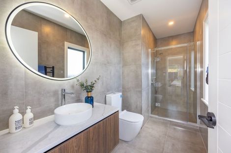 Photo of property in 17 Arawaru Avenue, Wainui, 0992