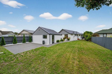 Photo of property in 6 Clarevale Street, Burwood, Christchurch, 8083