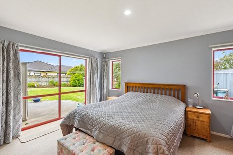 Photo of property in 15 San Priamo Place, Paraparaumu Beach, Paraparaumu, 5032