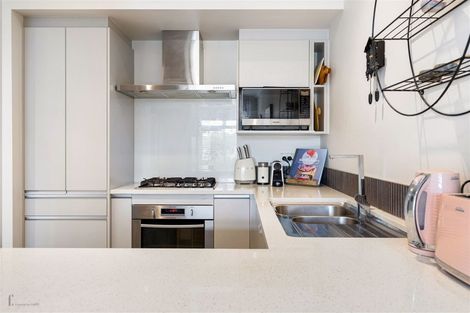 Photo of property in 20 Teal Way, Hobsonville, Auckland, 0616