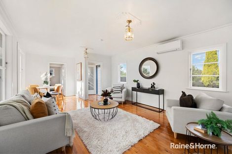 Photo of property in 176 East Street, Greytown, 5712