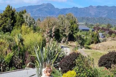 Photo of property in 1a Riverside Terrace, Westport, 7892