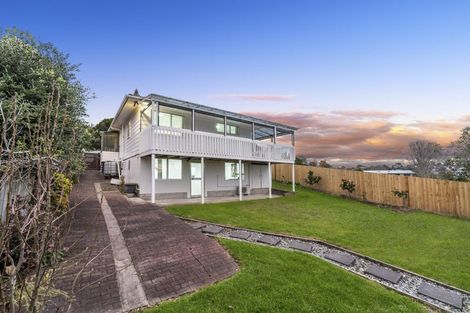 Photo of property in 92 Gallony Avenue, Massey, Auckland, 0614