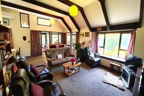 Photo of property in 6 Egmont Place, Bishopdale, Christchurch, 8051