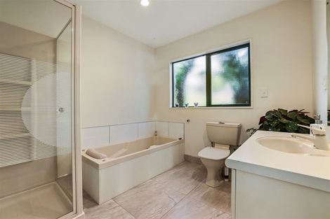 Photo of property in 139 Moncks Spur Road, Redcliffs, Christchurch, 8081