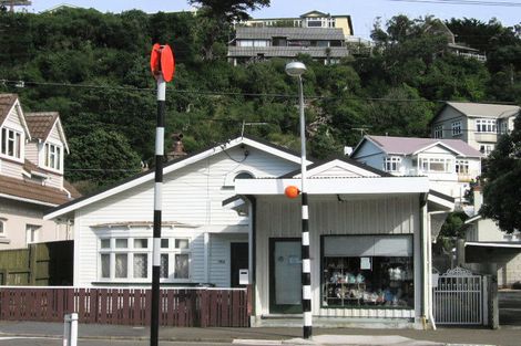 Photo of property in 1/364 The Parade, Island Bay, Wellington, 6023