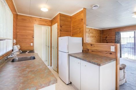 Photo of property in 2/77 Te Hatepe Avenue, Taupo, 3330