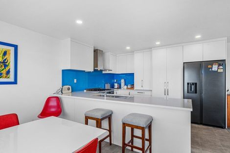 Photo of property in 11 Tee Point, Red Beach, 0932