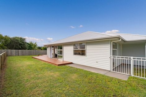 Photo of property in 106 Kupe Drive, Whitianga, 3510