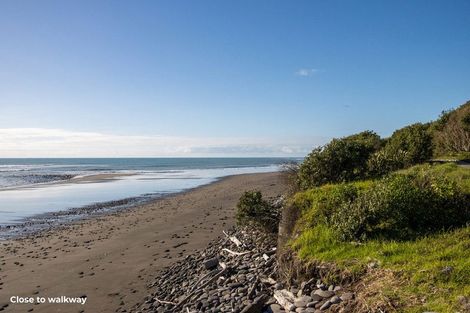 Photo of property in 10 Wentworth Lane, Waiwhakaiho, New Plymouth, 4312