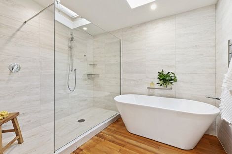 Photo of property in 74 Falkirk Avenue, Seatoun, Wellington, 6022