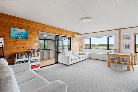 Photo of property in 350 Papamoa Beach Road, Papamoa Beach, Papamoa, 3118