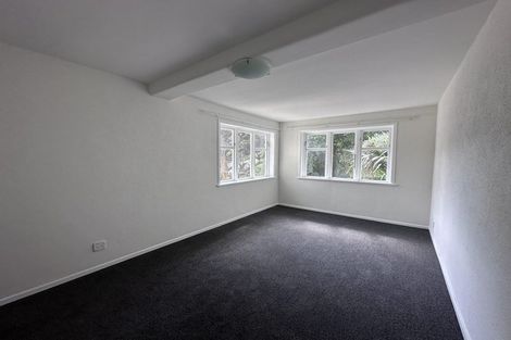 Photo of property in 20u2 Saint Michaels Crescent, Kelburn, Wellington, 6012