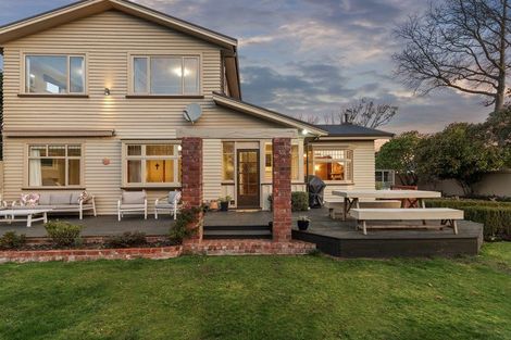 Photo of property in 2 Kenwyn Avenue, St Albans, Christchurch, 8052