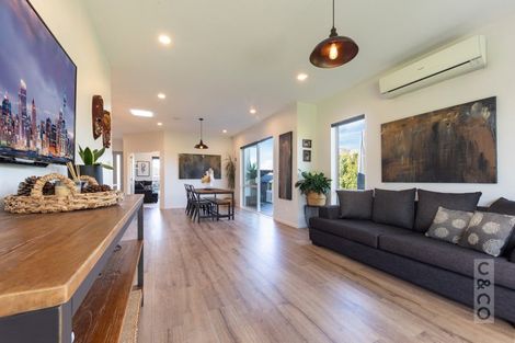 Photo of property in 30 Jelas Drive, Riverhead, 0820