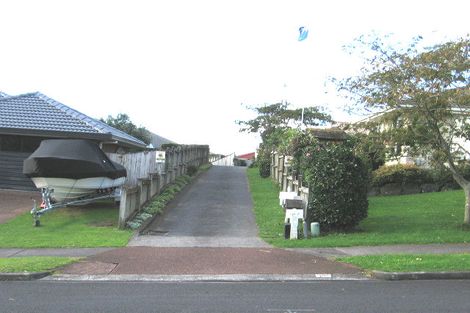 Photo of property in 1/40 Simmental Crescent, Somerville, Auckland, 2014
