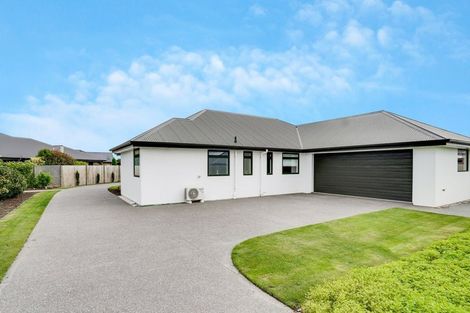 Photo of property in 22 Coachmans Road, Prebbleton, 7604